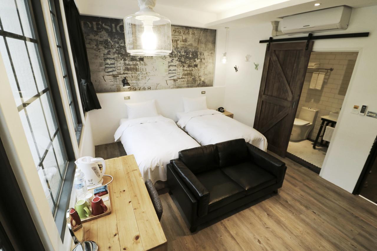 Pinestone Inn Csien Kültér fotó
