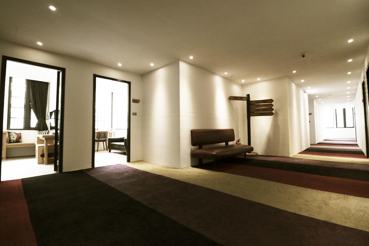 Pinestone Inn Csien Kültér fotó